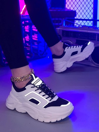 Sportiga Chunky Sneakers för kvinnor, Colorblock Letter Graphic Sneakers Front Sneakers