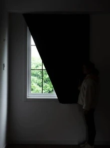 1 件纯色窗帘，遮光隔热窗帘，适用于客厅卧室，无需钻孔安装，粘贴式窗帘布 - 黑色 - 查看 4