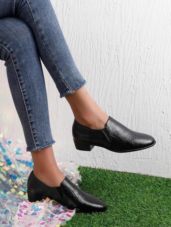 Elegant Black Flats For Women, Minimalist Point Toe Flat Loafers