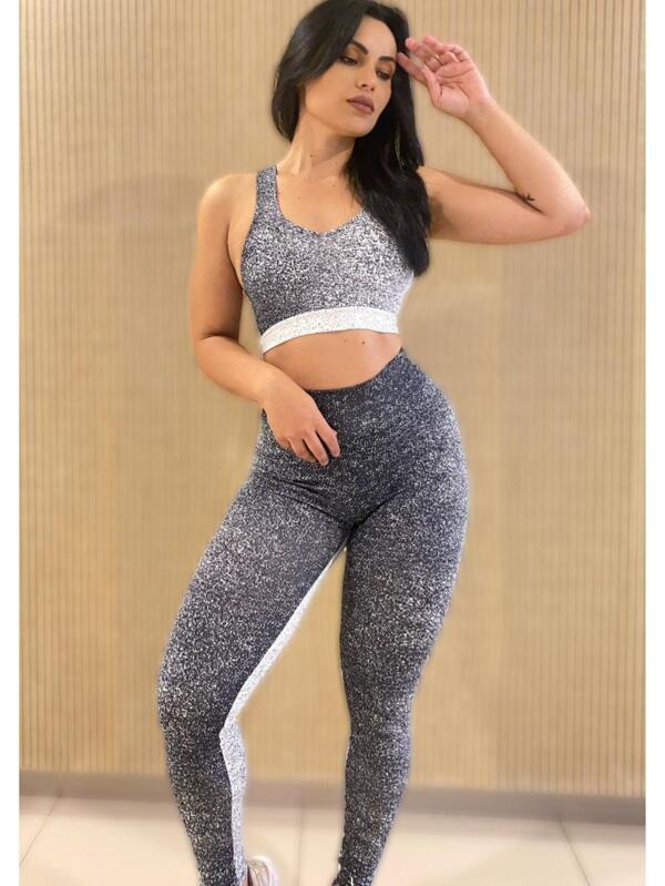 Conjunto Top e calça Feminino