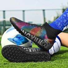 Sporty Soccer Shoes For Men, Colorblock Geometric Pattern Letter Graphic Lace-up Front Sneakers - Black - View 2