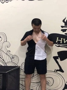 Camisa Social Lisa Masculina Manga Curta preta e branca