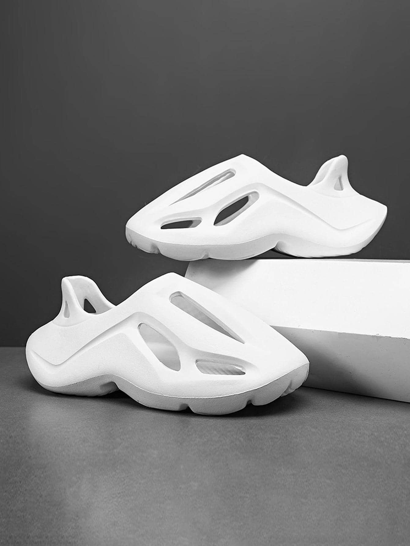 Fashionable Vented Clogs For Women, Hollow Out Design EVA Clogs - White - View 1