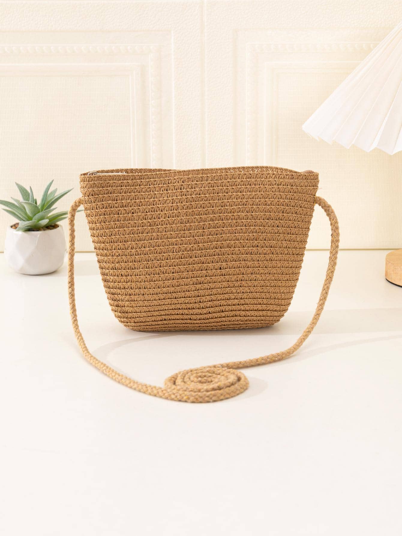 YL 女士迷你卡其色草编休闲手提包，实用多用途