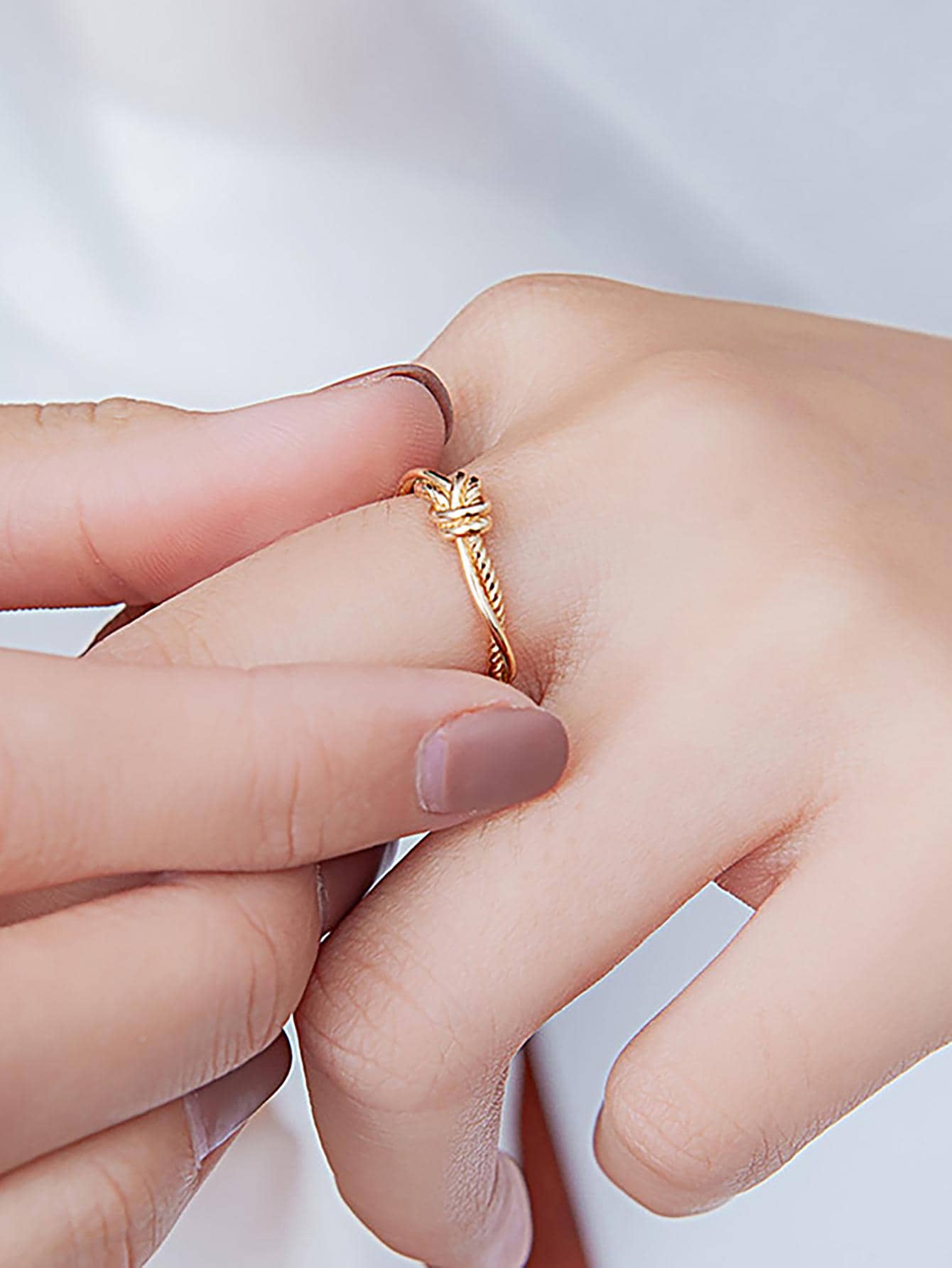 خاتم نسائي واحد من الفضة الإسترليني S925 – تصميم ع...