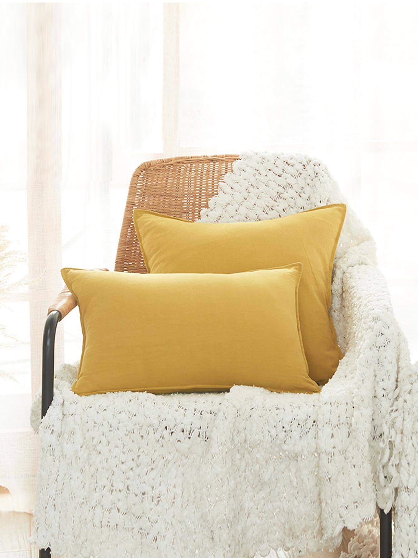Homes Burnt Orange Solid Dyed Canvas Square Accent Vỏ gối trang trí Giáng sinh - 1 cái, 18x18 inch - Thích hợp cho ghế dài, ghế sofa, ghế, giường & trang trí nhà cửa, chỉ có vỏ bọc - Màu vàng - Xem 1