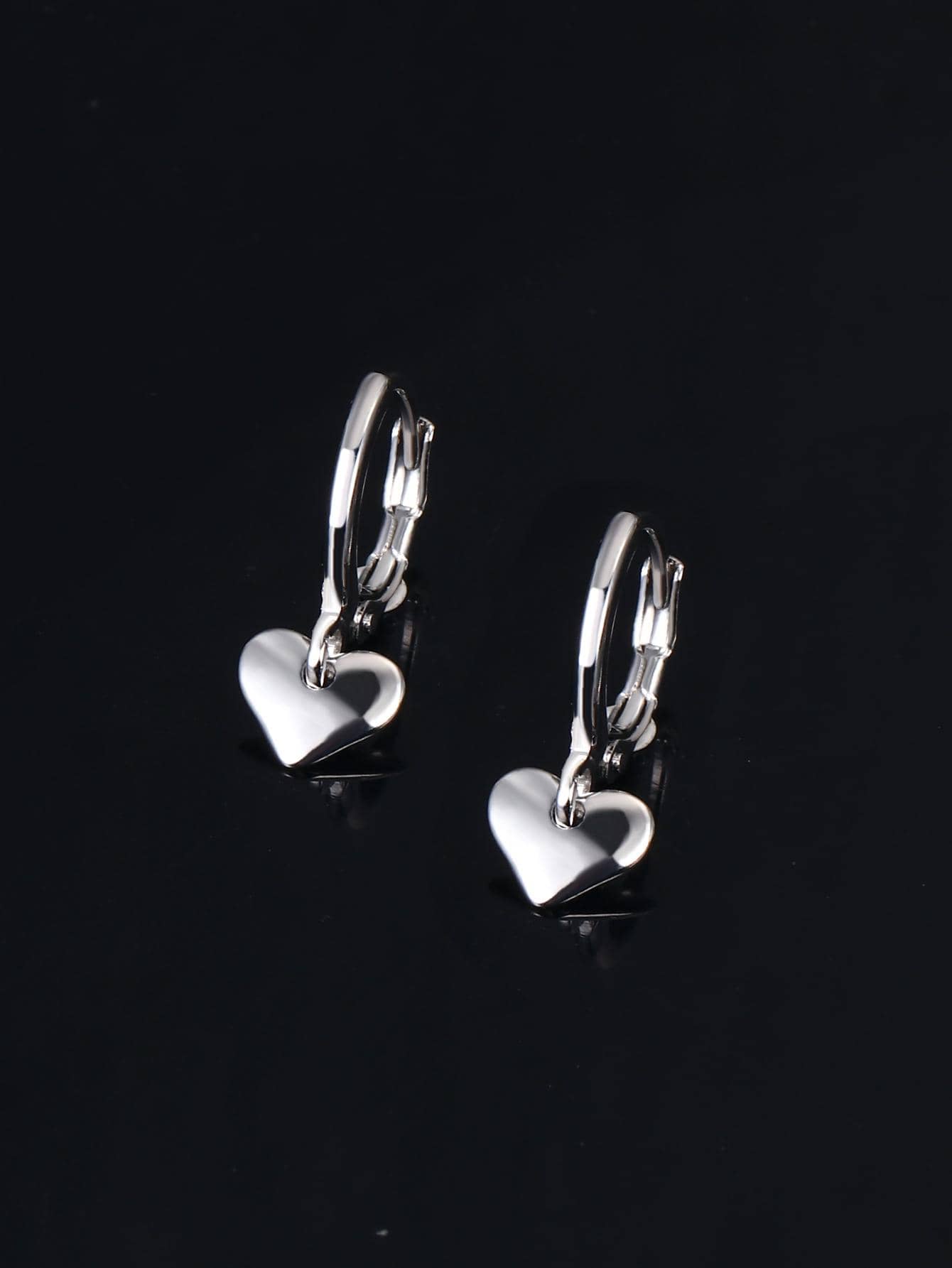 1對時尚心形耳墜適合女士適用於禮品 - 銀色 - 查看 1