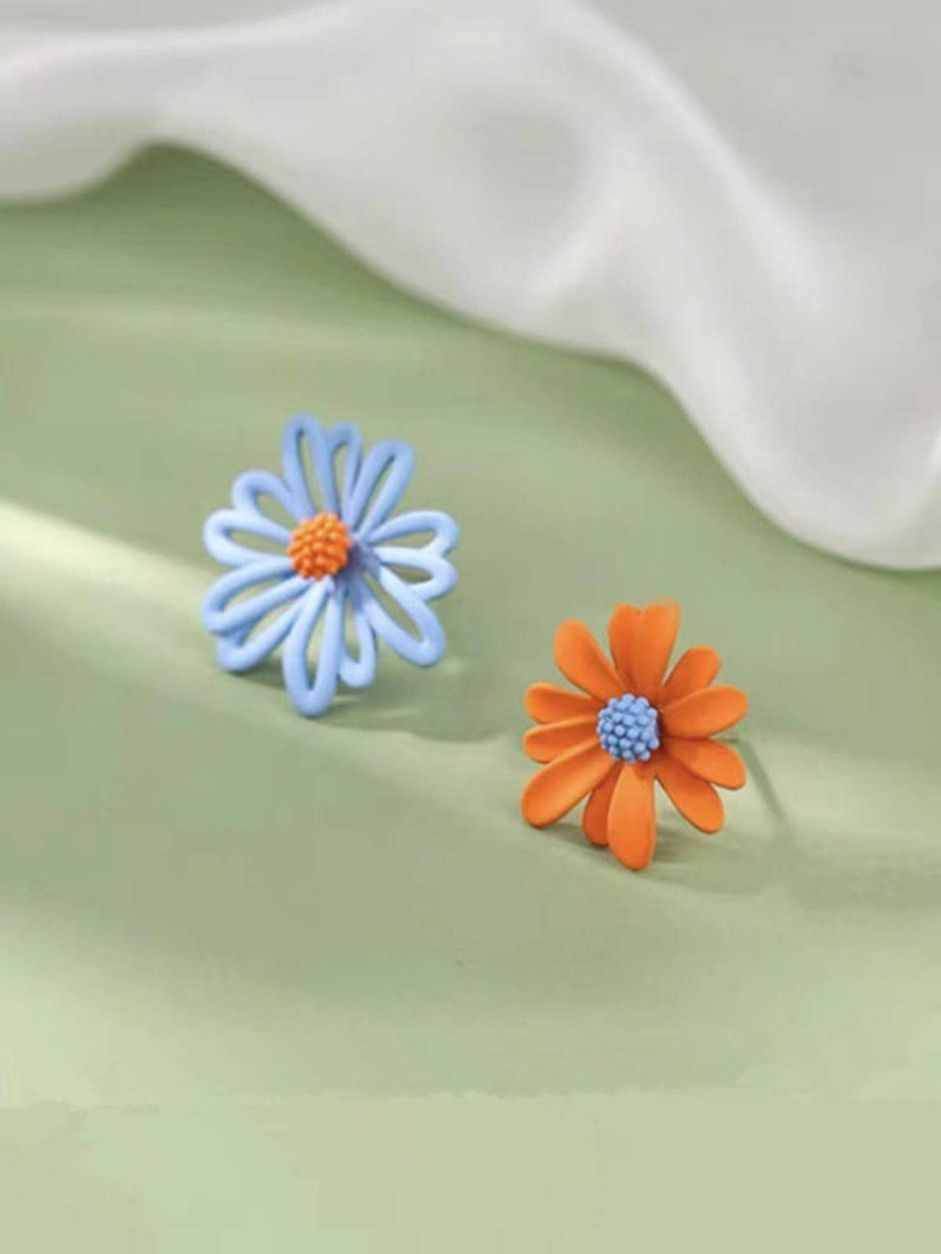 1 cặp bông tai đinh tán hợp kim kẽm thiết kế hoa thời trang dành cho phụ nữ để trang trí hàng ngày cho ngày lễ tình nhân - Nhiều màu - Xem 1