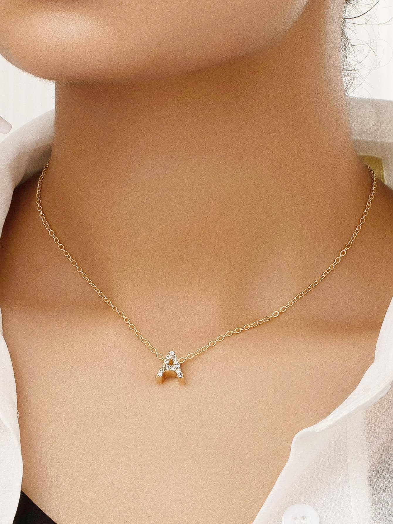 1入組精美水鑽字母吊墜項鍊適合女士適用於禮品 - 彩色 - 查看 1