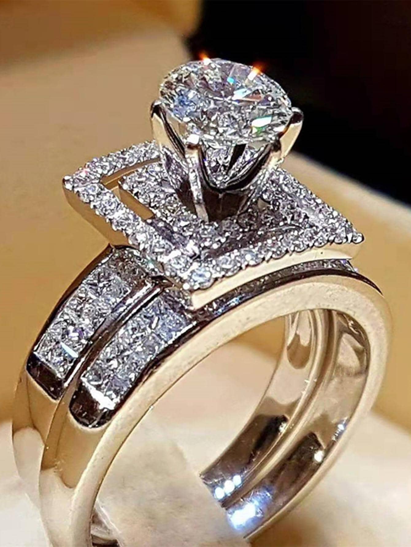 2 件/套时尚方晶锆石戒指套装，适合女士婚礼情人节派对礼物、妈妈、母亲、母亲节、礼物