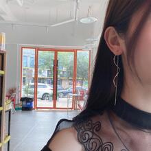 1 đôi bông tai thiết kế xoắn ốc thời trang cho phụ nữ để đi lại hàng ngày - Vàng - Xem 2