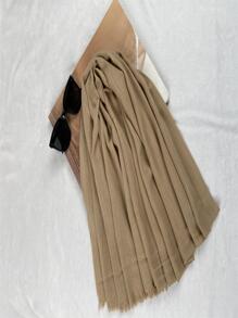 1 pièce Chale élegant, doux, respirant, léger, avec protection solaire en couleur unie, convenant pour une utilisation quotidienne, les lieux de travail, les fêtes, les sports, grande taille, style long hijab musulman pour femmes