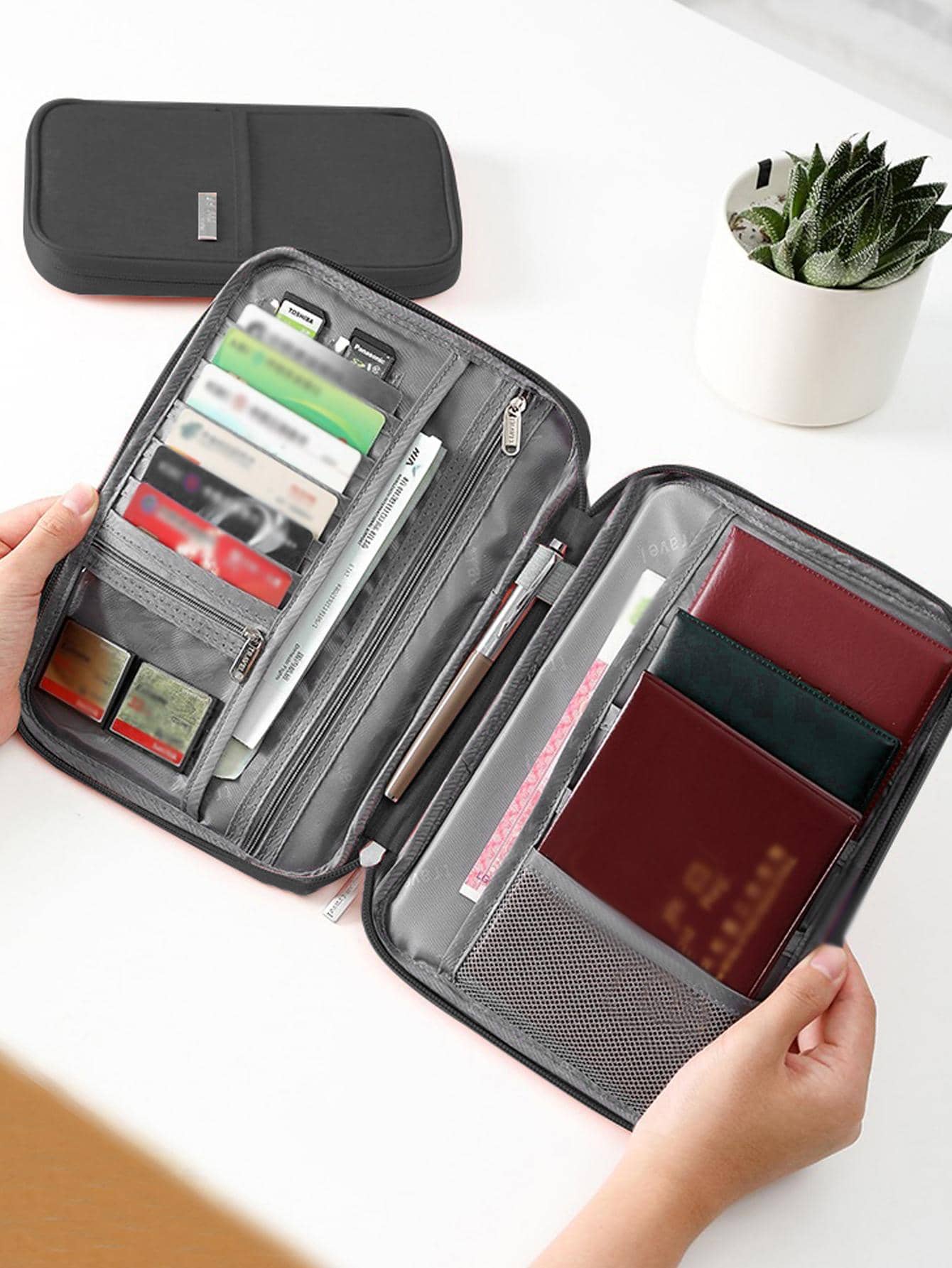 护照包机票护照夹保护套防水旅行收纳袋出国多功能钱包保护袋