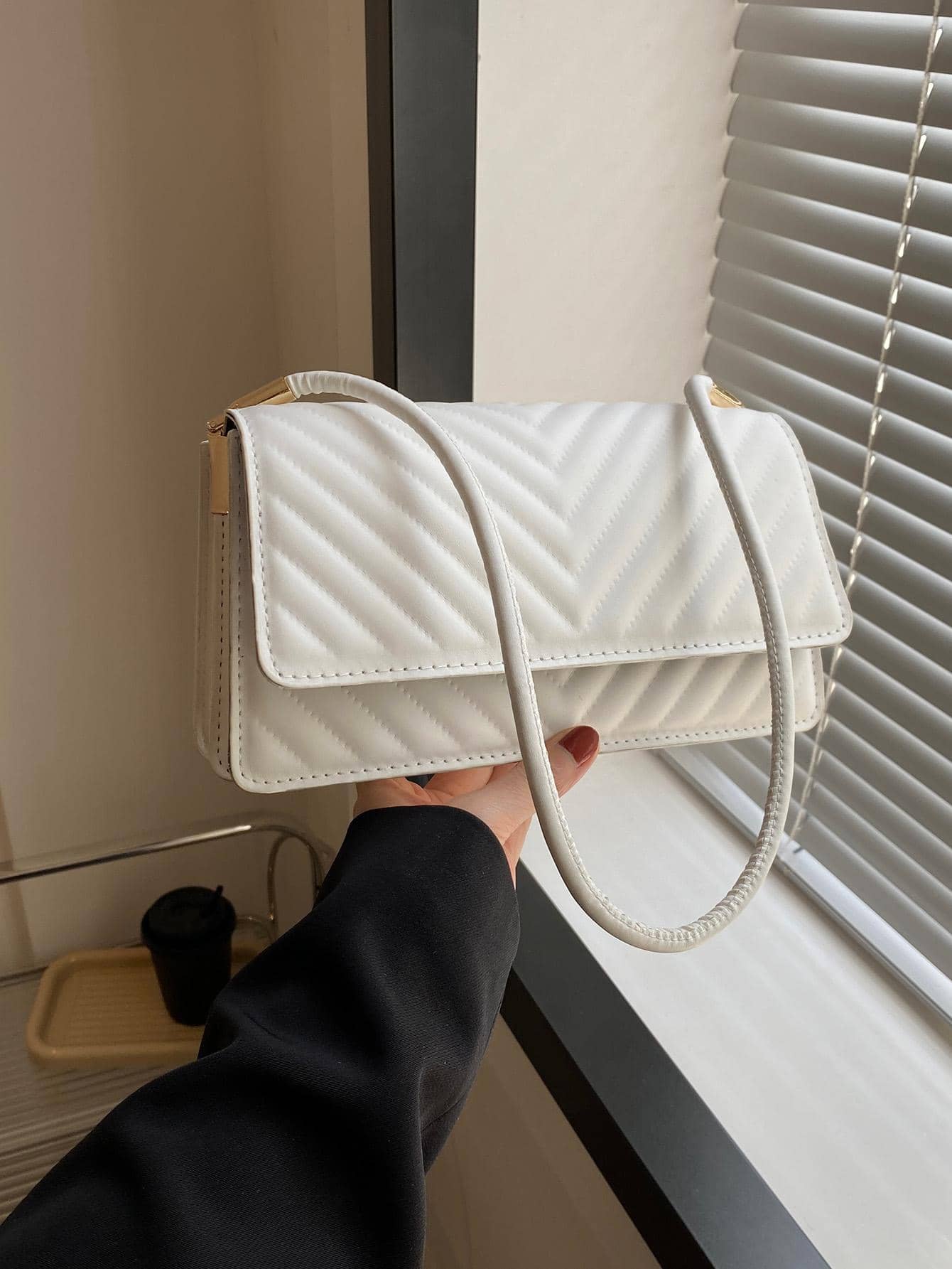 優雅方包白色小鋸齒紋壓花PU皮革 - 白色 - 查看 1