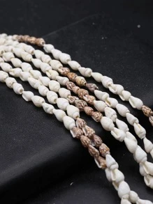 Collar con cuenta con diseño de concha