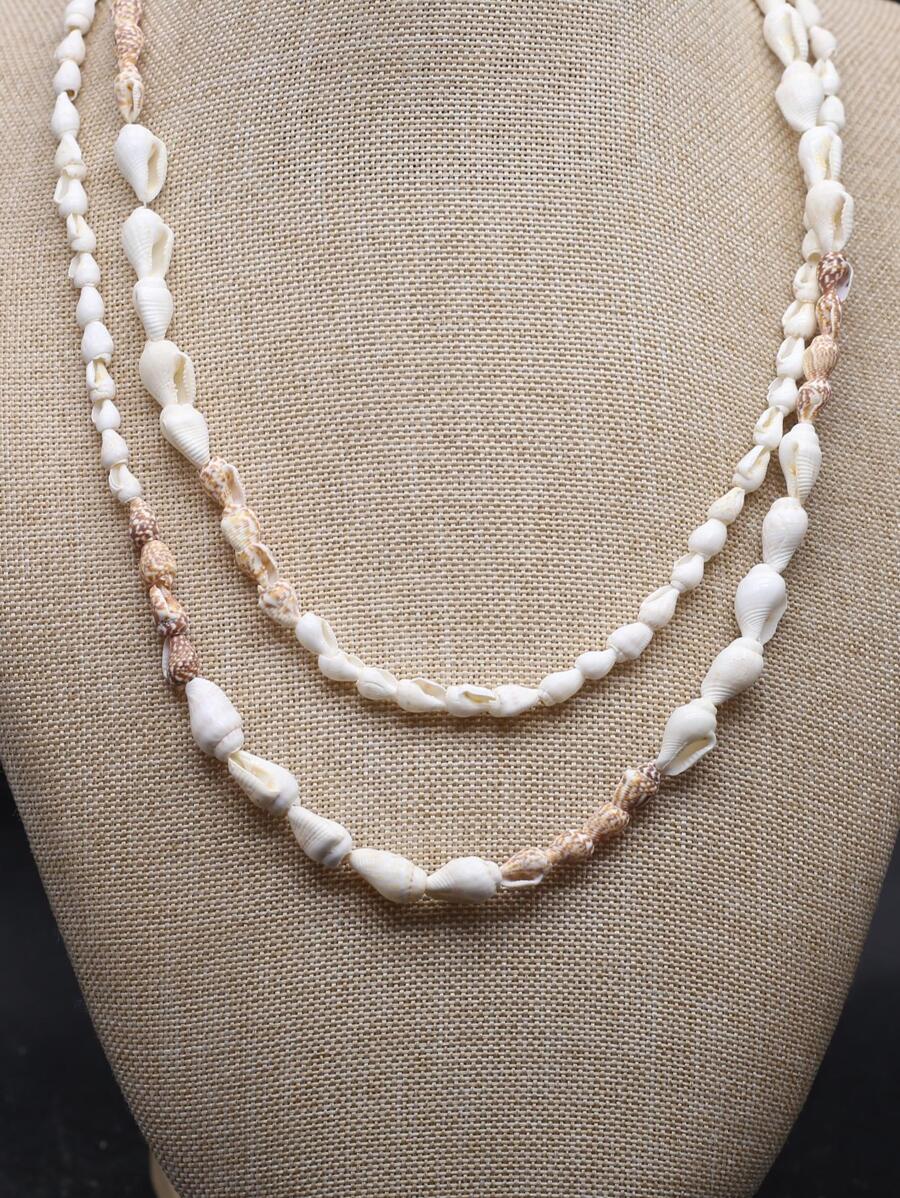 Collar con cuenta con diseño de concha