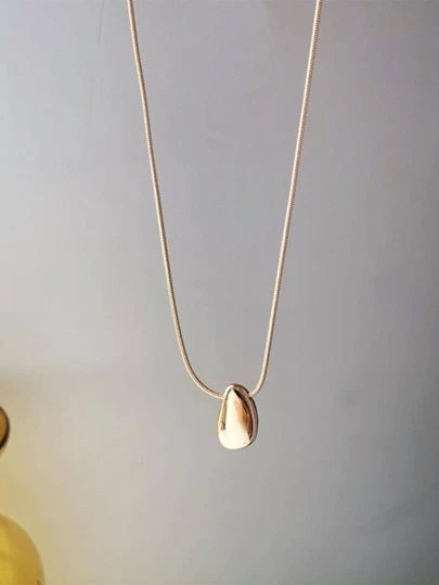 Collar con colgante gota de agua