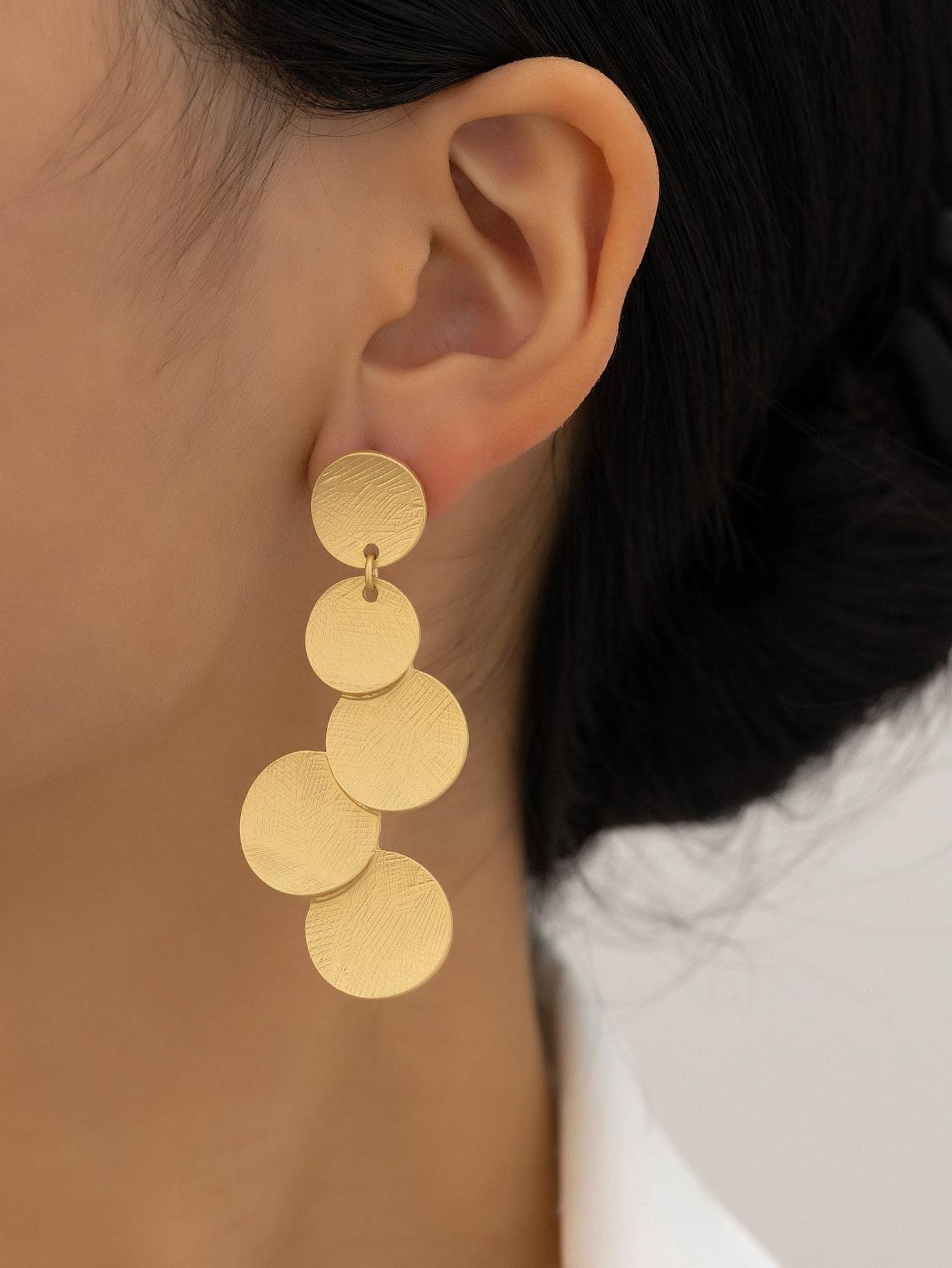 Bông tai thả tròn - Vàng - Xem 1