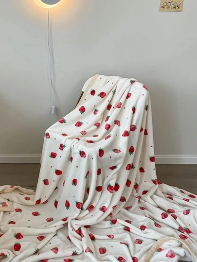 1pc Strawberry Print Blanket, Cute Flannelette Blanket For Bed