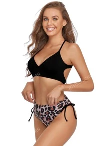 Conjunto de bikini atlético con estampado de leopardo y cordón lateral de verano