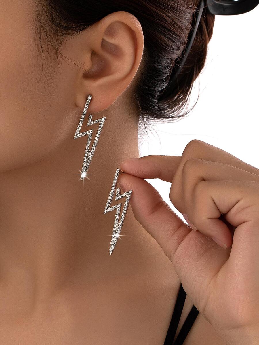 2pcs Rhinestone Lightning Decor Stud Earrings