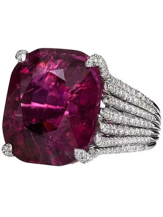 1枚精美款式酒紅色寶石全鑽戒指,女士專用