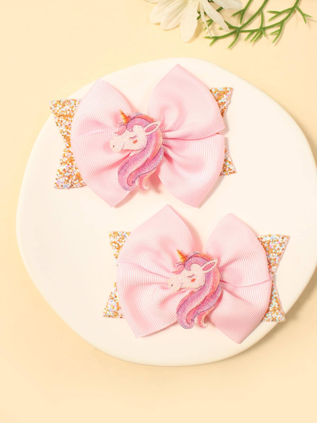 2个蝴蝶树脂亮片发夹，适合女孩和青少年 - 粉色 - 查看 1