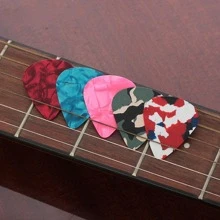 Amishop 吉他撥片 賽璐珞材質 厚度 0.46mm 5入組/包 混色套裝 0.71mm 0.96mm 配件 - 彩色 - 查看 3