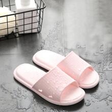 Preppy Slide cho nữ, Dép PVC một băng có họa tiết nổi - Hồng - Xem 5