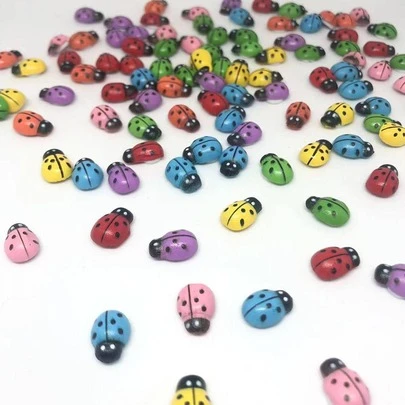 50入組瓢蟲形狀花園裝飾品
