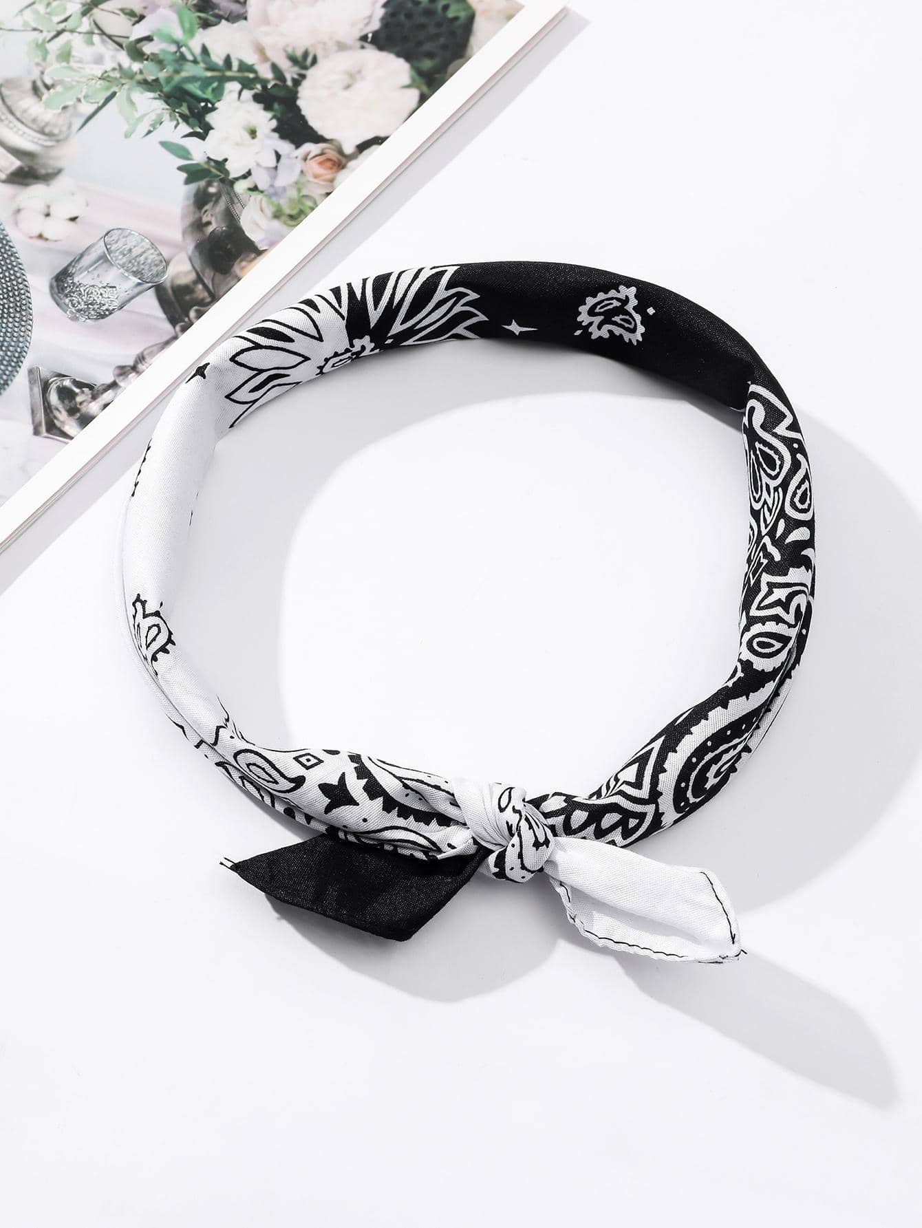 男士佩斯利印花方巾