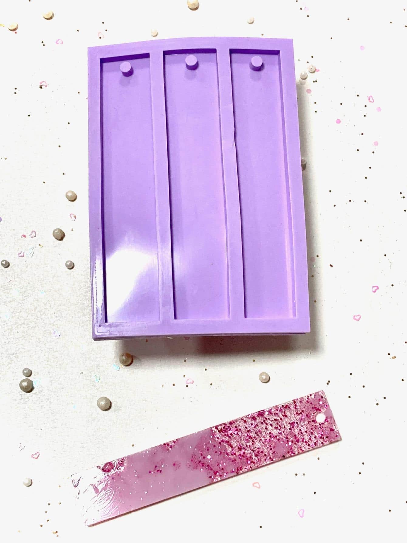 Khuôn silicon - Màu tím - Xem 1