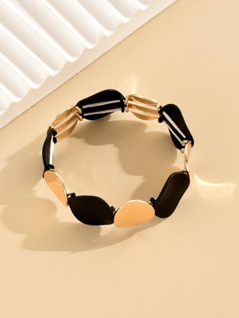 Round Decor Beaded Bracelet