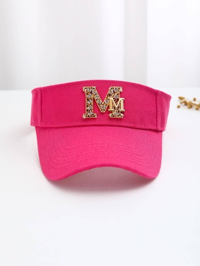 قبعة شمسية بتفاصيل حجر الراين بديكور عبارة