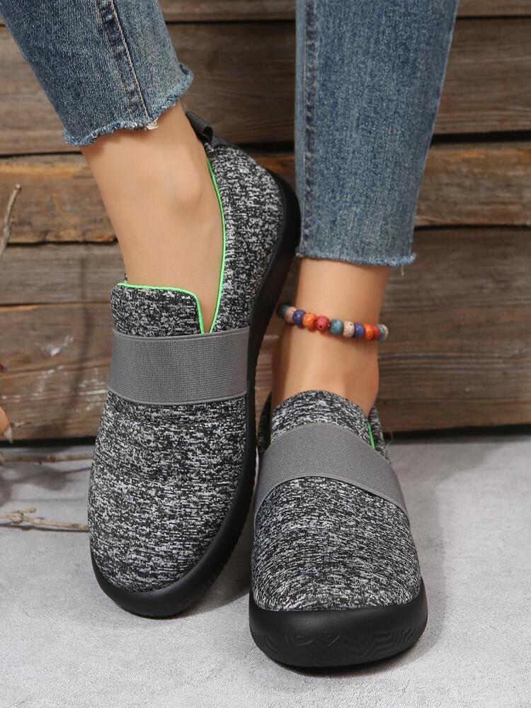 Women Color Block Slip On Running Shoes, Sporty Outdoor Sneakers - Grey - View 4