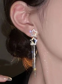 Pendientes largos con diseño de estrella con diamante de imitación - Plateado - Ver 3
