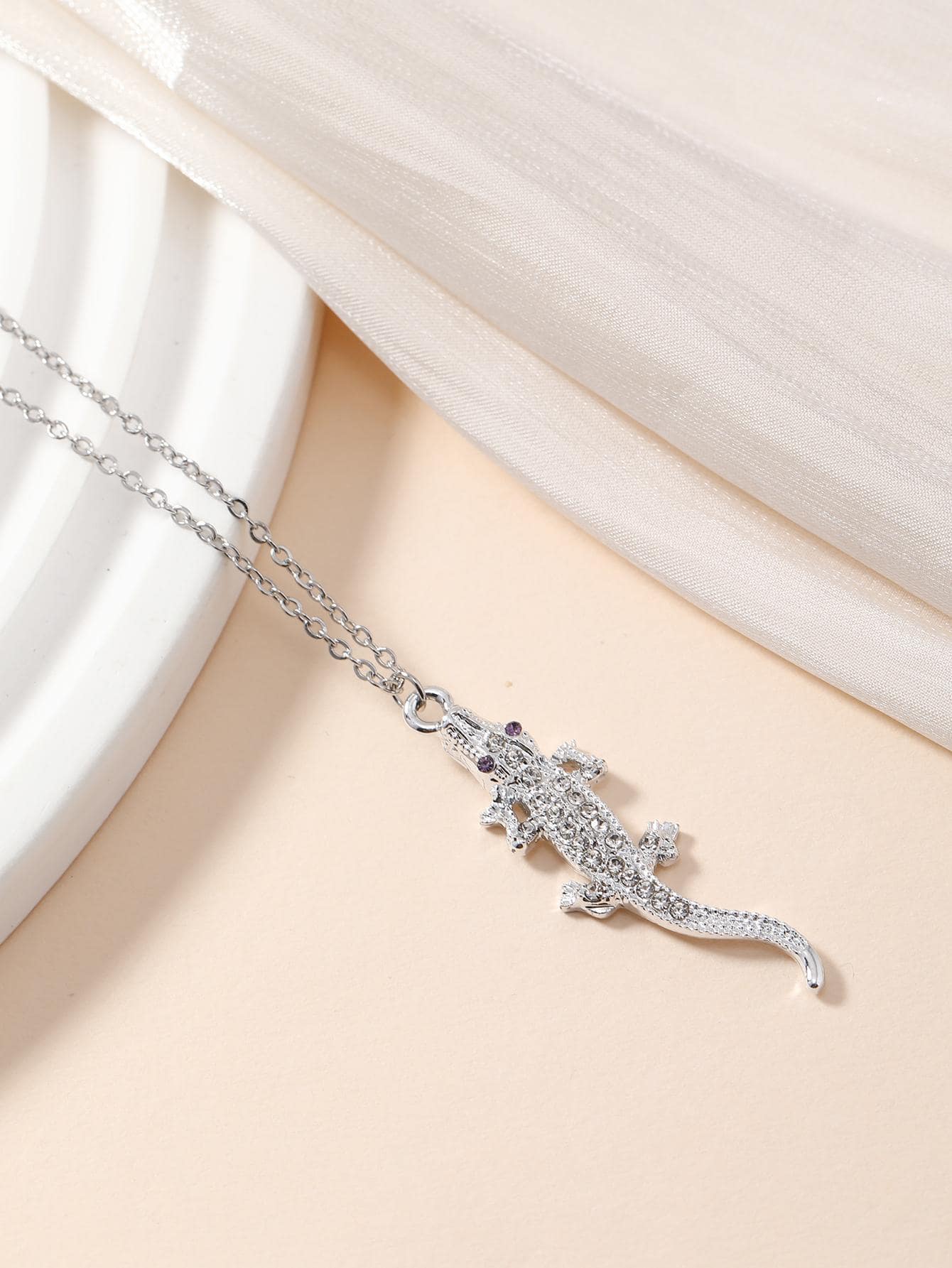 鱷魚紋吊墜項鏈 - 銀色 - 查看 1