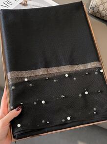 1條女式時尚鉚釘圍巾披肩,配有珠飾領口 - 黑色 - 查看 2
