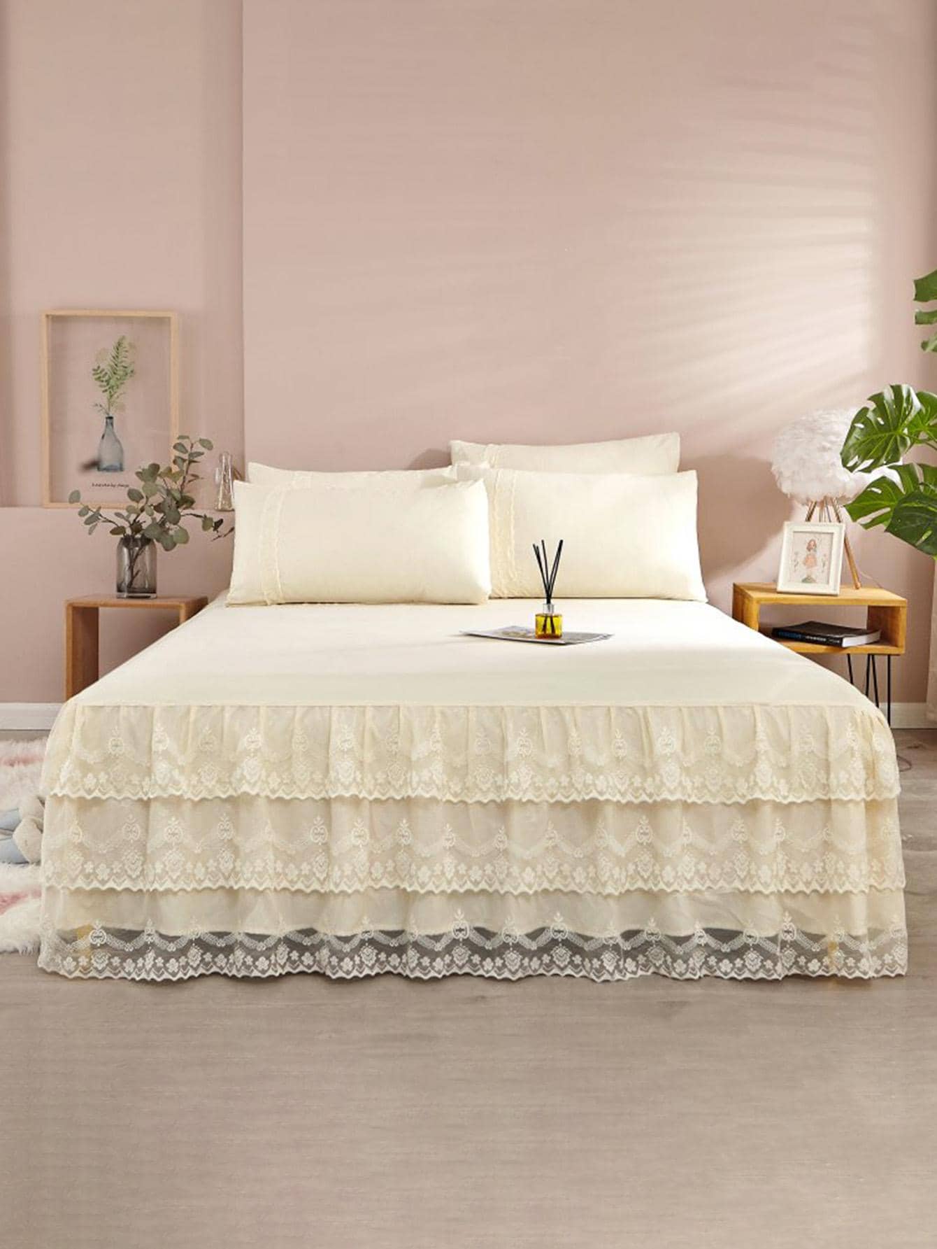 1 chiếc váy ren trang trí trên giường - Màu be - Xem 1
