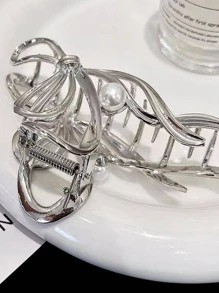 1入組女士假珍珠裝飾蝴蝶結設計時尚髮卡，用於髮飾裝飾，優雅 - 銀色 - 查看 3