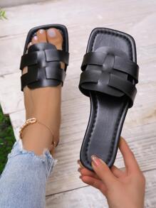 2023 New Outdoor Fashionable Casual Flat Women's Sandals Slippers, Anti-skid Large Size Women's Summer Shoes
