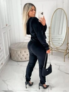 Women Two-piece Outfits - 黑色 - 查看 2