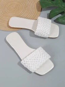 Women's White Woven Flat Sandals With Vacation Style - White - View 4
