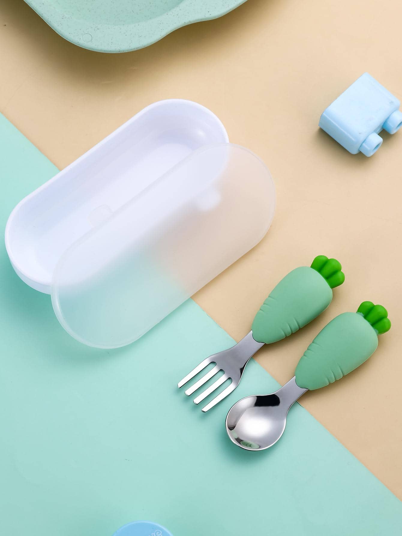 1set Carrot Shaped Spoon & Fork, Modern Portable Spoon & Fork Set For Home - Green - View 1