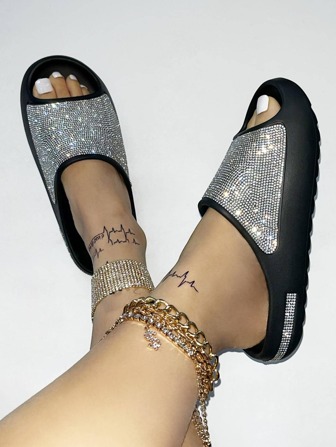 Plus Size Women's Summer Fashionable Sandals Bling Diamond Decor Slippers, Black Cartoon Printed Women's Slippers