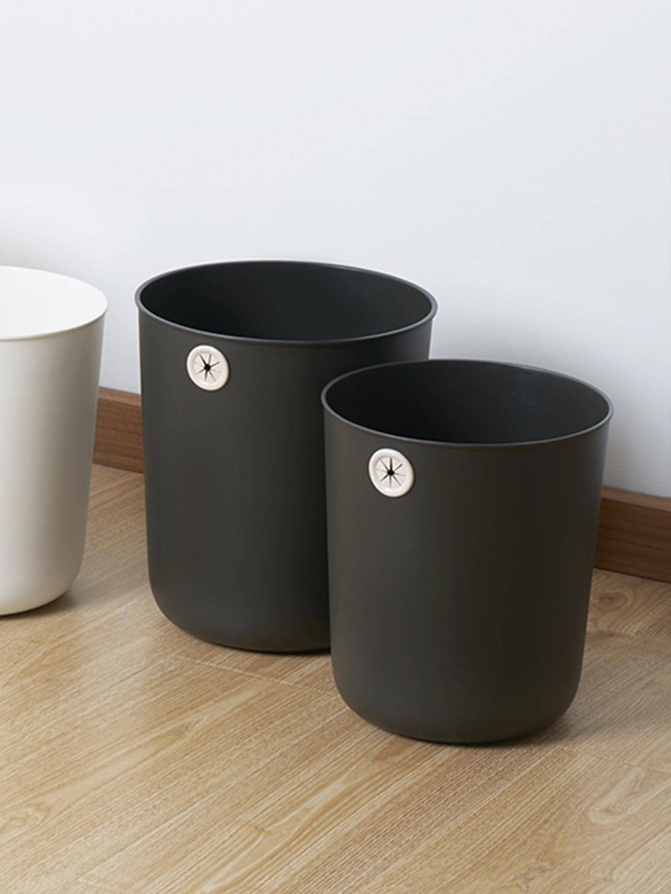 1pc PP Waste Bin, Modern Black Thickened Garbage Can For Home | SHEIN ...