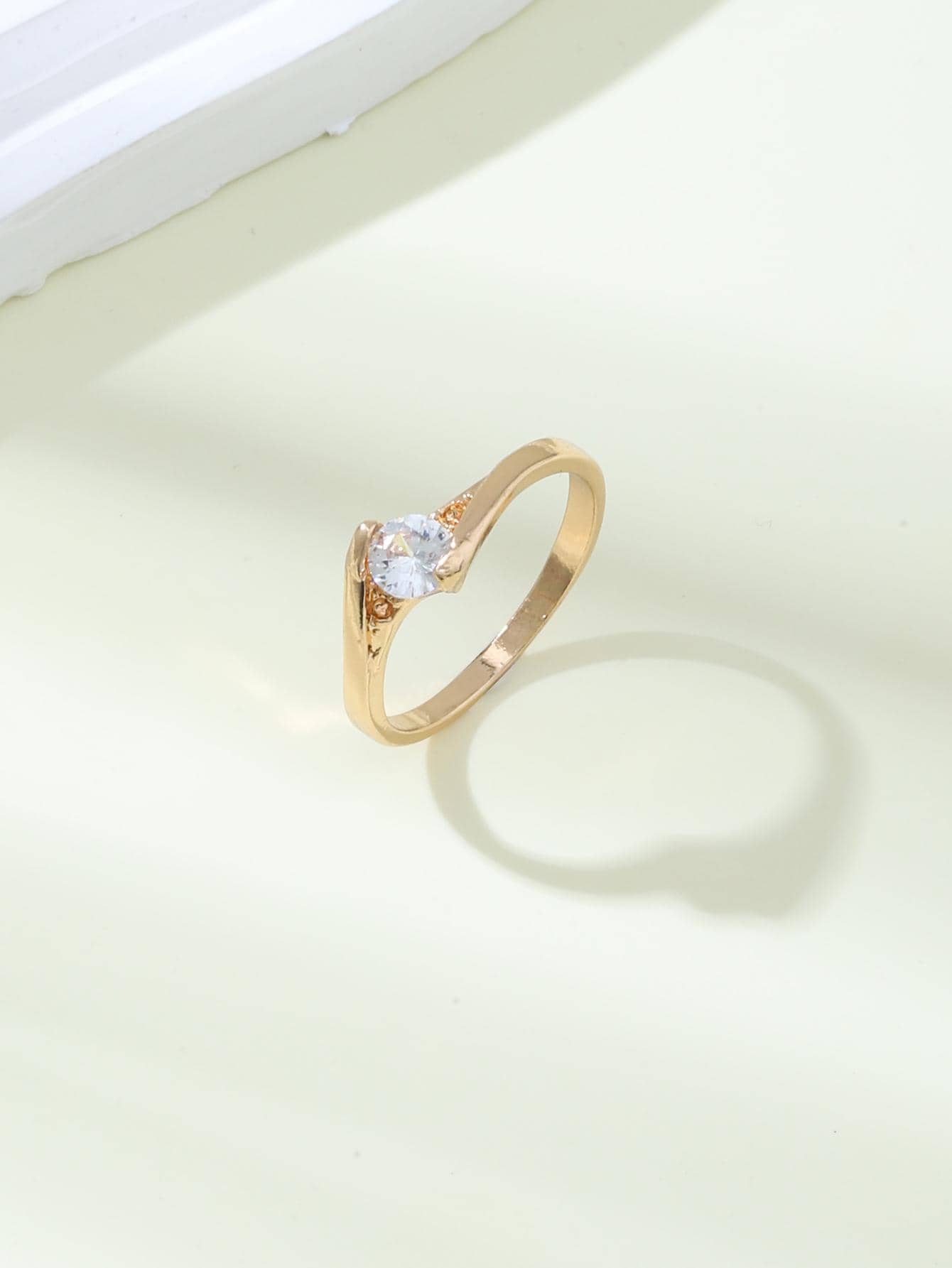 Nhẫn Trang Trí Đá Cubic Zirconia - trắng - Xem 1