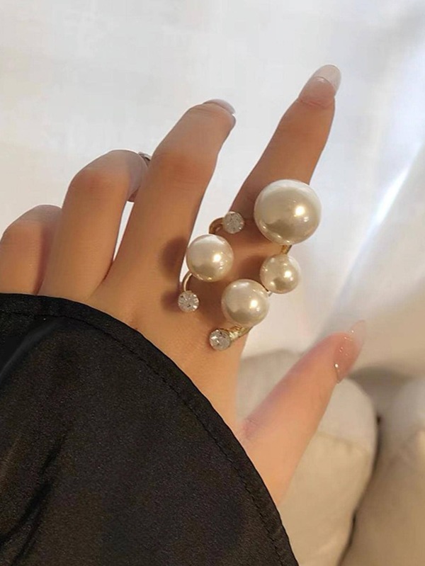 Faux Pearl Decor Ring