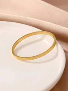 Roman Numerals Detail Bangle - Yellow Gold - View 3