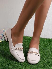 時尚淺褐色高跟鞋適用於女士水鑽和鏈條裝飾方頭粗跟樂福鞋 - 米色 - 查看 5